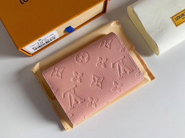 LVコピーウォレット着用イメージ